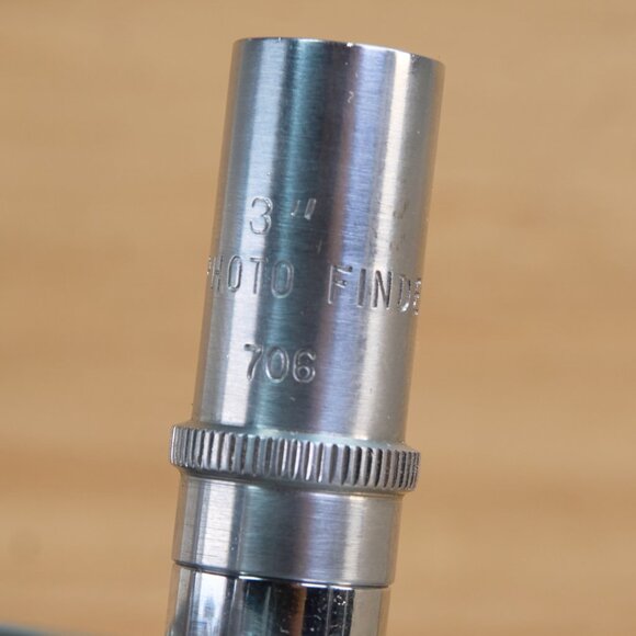 Vintage 50s Bell & Howell Auto Master 200-TA 16 mm Movie Camera, Made in USA - Picture 9 of 15